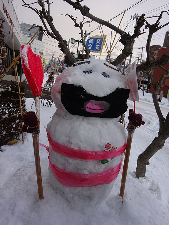 写真：リーチマイケル雪だるま